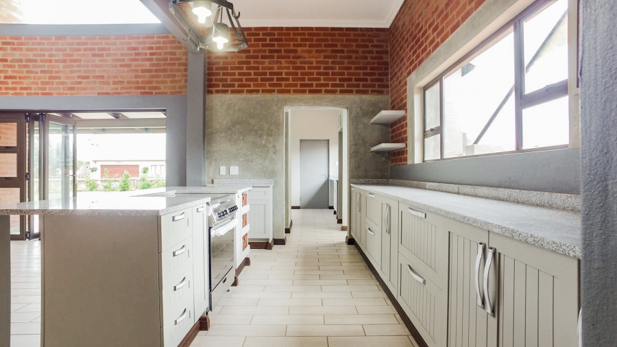 To Let 3 Bedroom Property for Rent in The Coves North West
